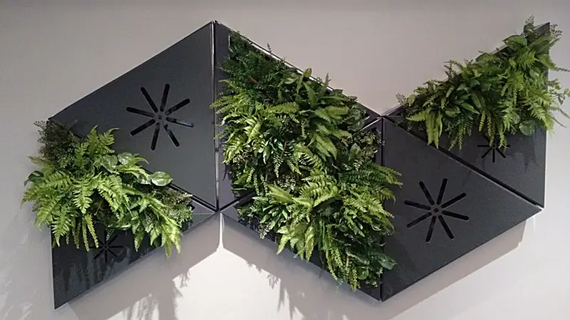 1. Mixed Foliage Pieces