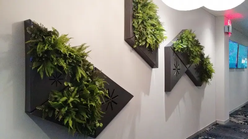 2. Mixed Foliage Pieces