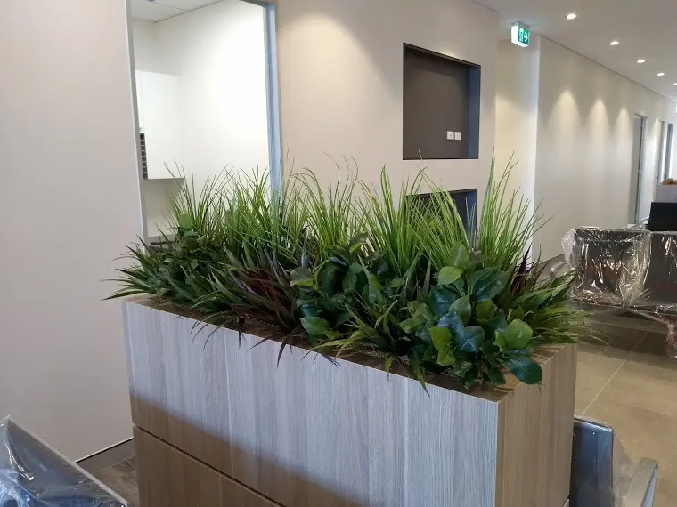 Mixed Artificial Greenery