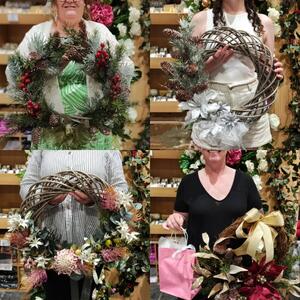 Come and join us for a fun & creative workshop!

We have a few spots left for Tuesday 2nd December, 6.30 or Thursday 4th December, 10.30am

Get on the phone to your Besties, your Mum, Grandma or Aunties and gather together to create something beautiful to decorate your front door or christmas table ✨

Check out our website for details and to make your booking - link in our bio

We look forward to seeing what you can create!

#wreathworkshop #wreathmaking #getcreative #christmasmagic #artificialflorals #artificialfloralwreath #workshop #bringyourbesties #BookYourSpot #floweramasydney