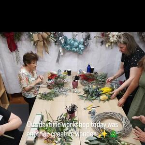 ✨ What a wonderful time we have had at our Wreath Workshops this year ✨

Each workshop brought new faces, new stories and a whole lot of festive joy.
Seeing everyone create something beautiful with their own hands has been the true magic of the season 🌿💛

Thank you for sharing your creativity with us — we can’t wait to do it all again next year ✨

#WreathWorkshop
#ChristmasWreaths
#handmadechristmas