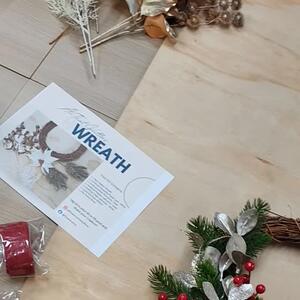 There’s something so soothing about packing kits for an upcoming Market stall...
Fold, wrap, label, repeat.
Little boxes of creativity coming your way!

#floweramasydney #artificialflowers #castlehill #nightmarkets #illuminatethehills #wreathmaking #diykits #MakersGonnaMake #SmallBusinessAU #ShopSmall #SupportLocal #MarketPrep #creativeprocess #christmasmagic #christmaswreath