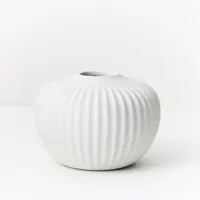 Ceramic 'Taza' Vase<br>Velvety White 11cm